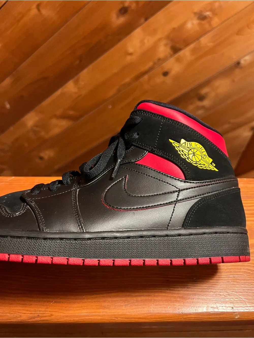 NIKE Air Jordan 1 Retro Mid “Last Shot” Men’s  11.5